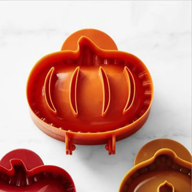 🍎 Fall Hand Pie Molds – Autumn Pumpkin, Apple & Acorn Dough Pressing Stamp Moulds✨