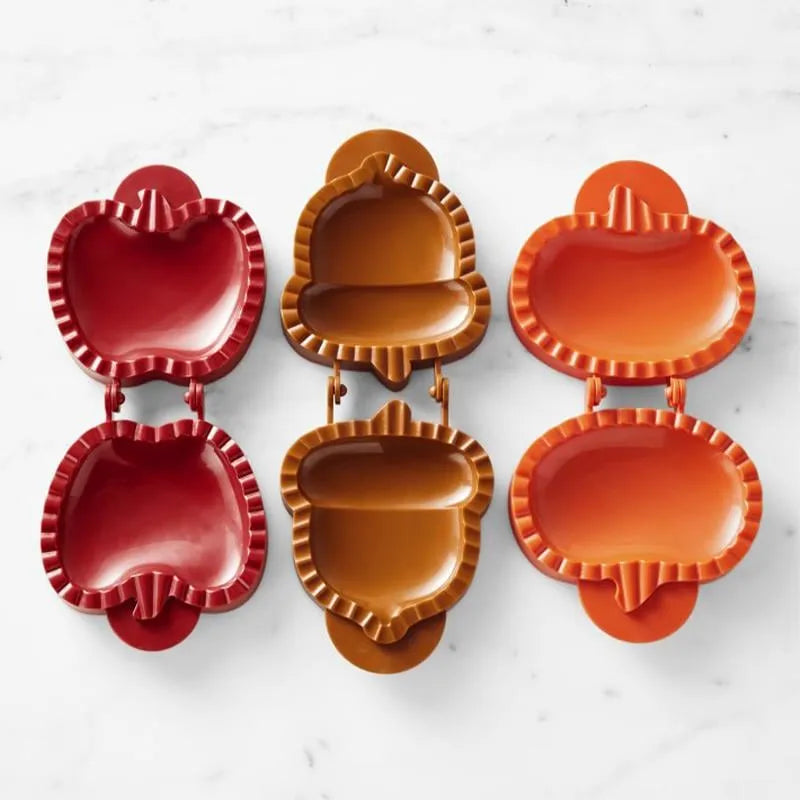 🍎 Fall Hand Pie Molds – Autumn Pumpkin, Apple & Acorn Dough Pressing Stamp Moulds✨